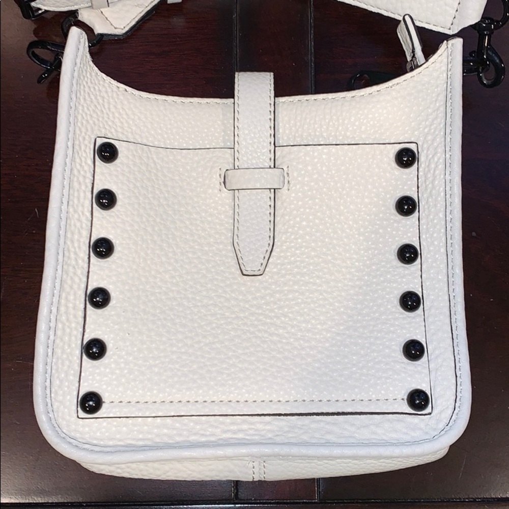 Rebecca Minkoff white bag w long adjustable strap